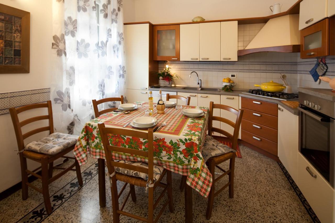Penzion Casa Zafferano Albenga Exteriér fotografie